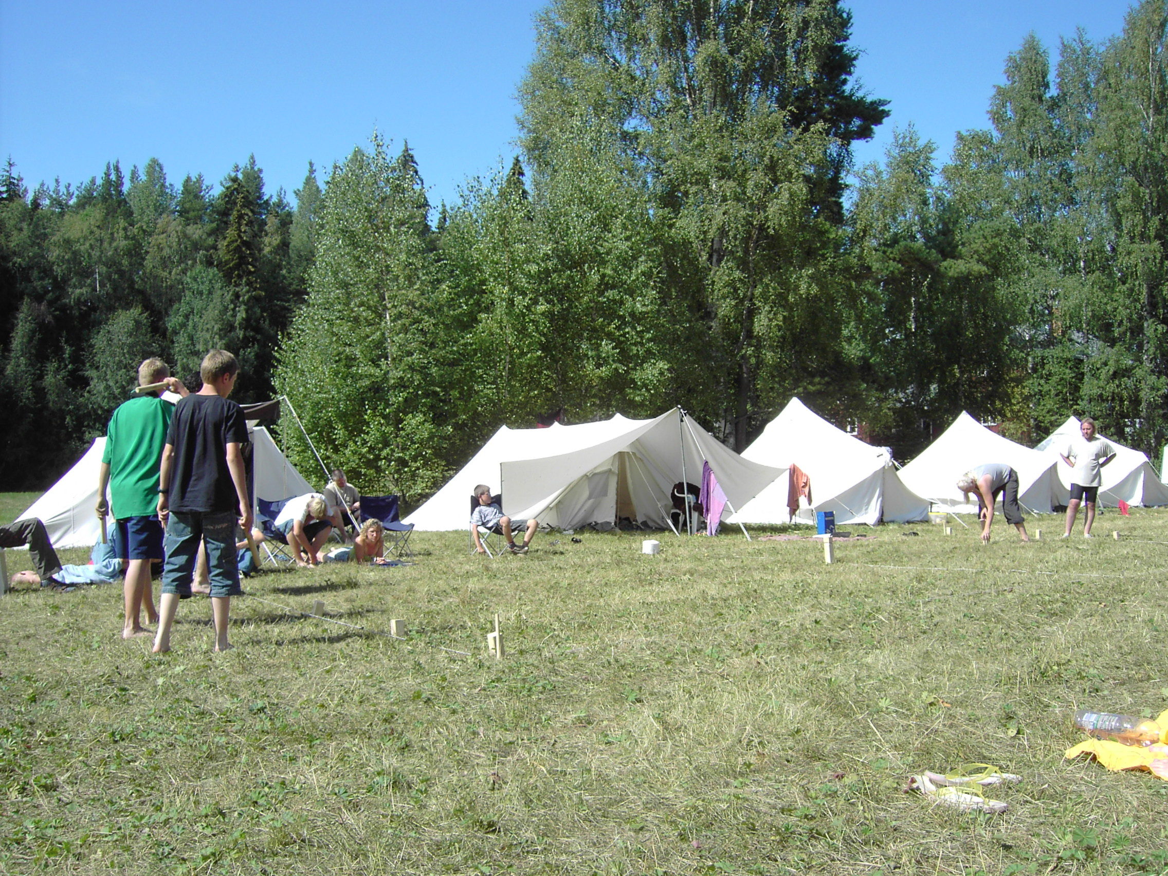 Wikingerschach (Kubb) im Zeltlager (2006)