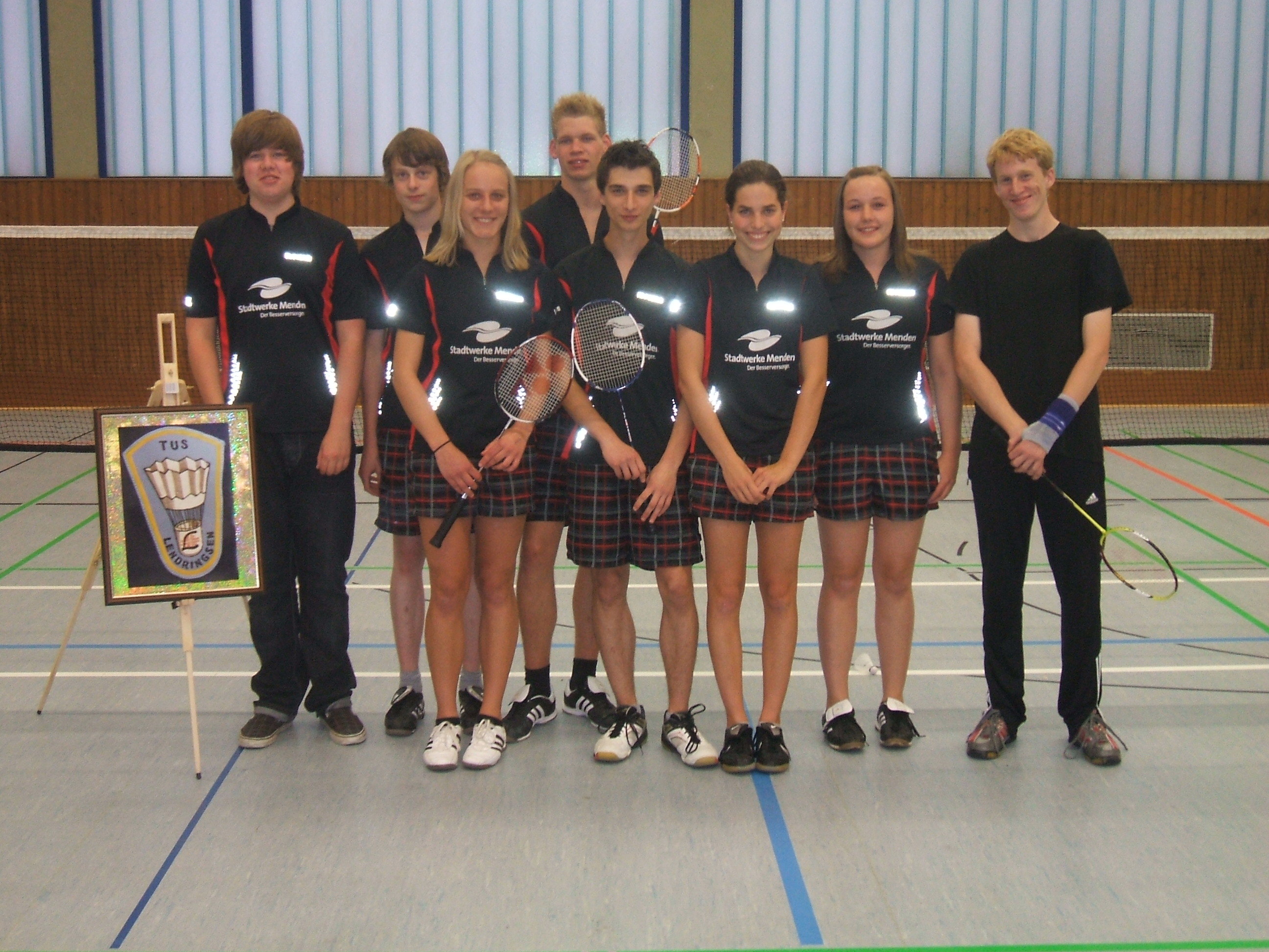 Jugend 2 - Saison 2010-2011 - hinten v.l. Finn Zentgraf, Maximilian Fritz, Mike Schmidt vorne v.l. Lisa Bathe, Panagiotis Doulgeris, Marie Drilling, Rebecca Wortmann, Marcel Arnrich Es fehlen: Jannik Zedler, Dominik Friedrich und Annika Berg