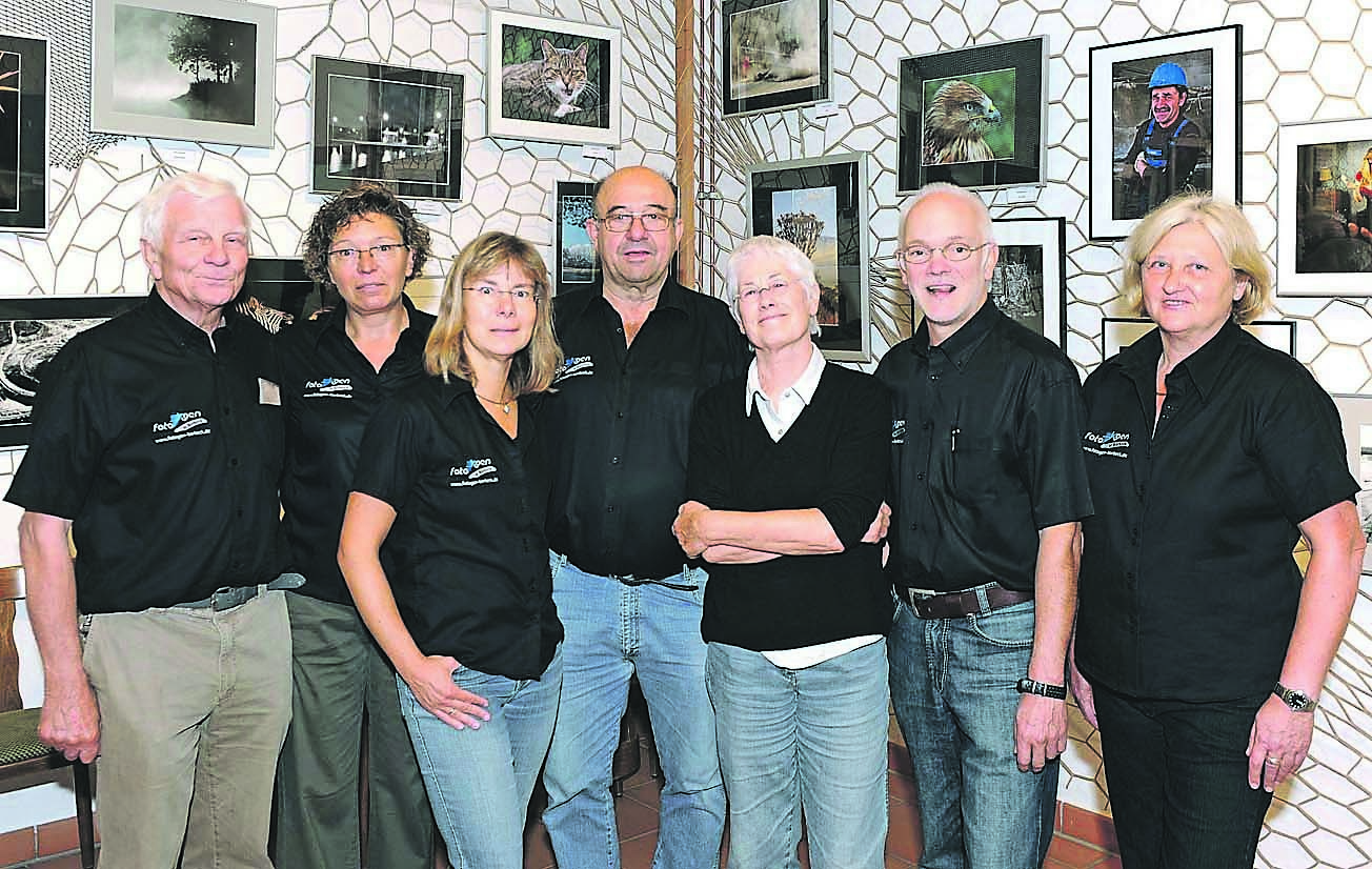 Die Gruppe fotogen präsentiert die Landesfotoschau 2010.