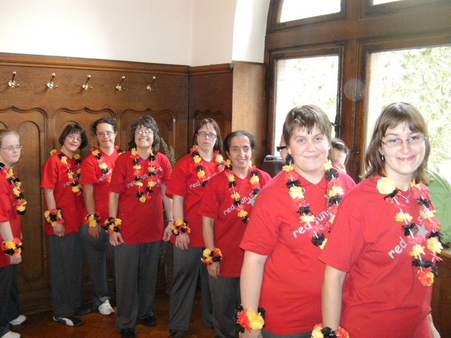 Die Cheerleader warten auf ihren Auftritt