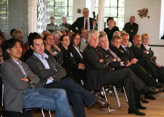 Prominente Gäste in der ehemaligen Gießerei. | Foto: Sebastian Jarych