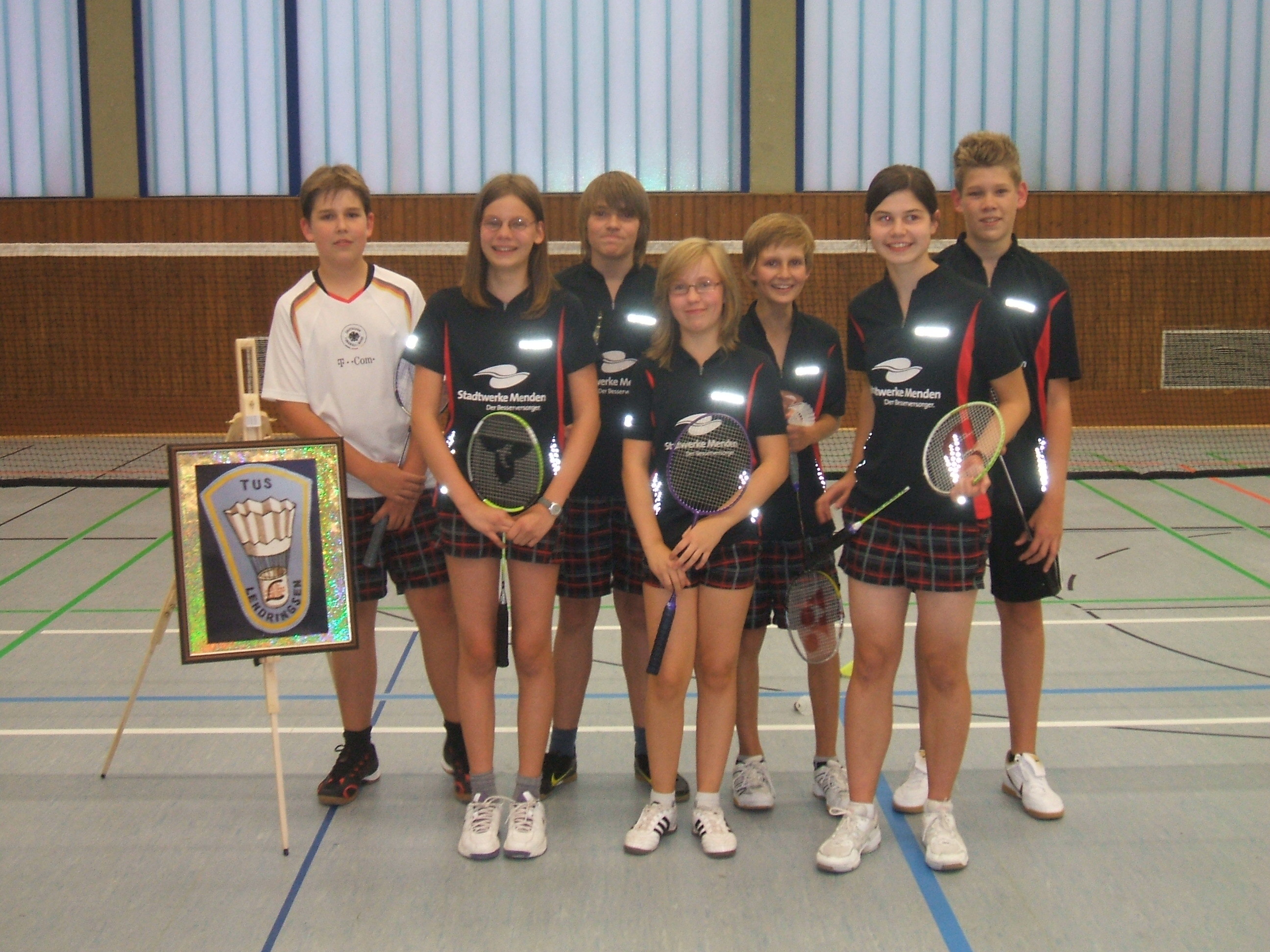 hinten v.l. Louis Kardell, Jonas Spiekermann, Philipp Pohl, Nico Schmidt vorne v.l. Marlene Krokowski, Nele Raffenberg, Anna Lübke Es fehlen: Timon Friedrich + Joel Waldt