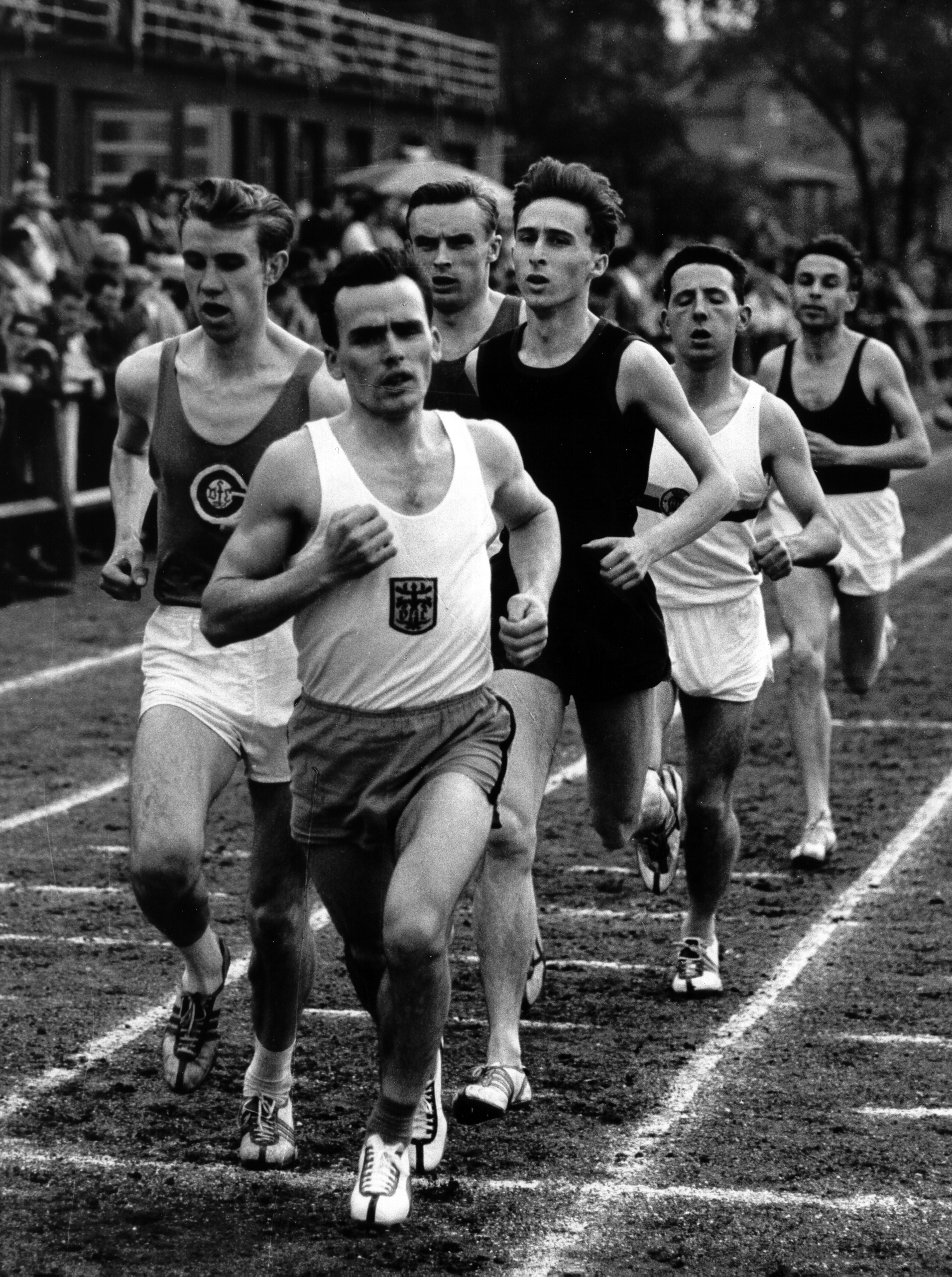 Lothar Reinshagen – hier bei einem Wettkampf in der Kampfbahn Boelerheide – wurde dreimal deutscher Marathonmeister. (Foto: Willi Moll/Archiv VfL Eintracht Hagen)