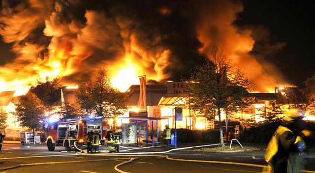 Brand Hellweg Baumarkt