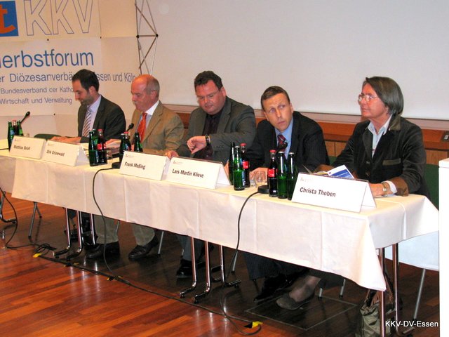von links: Matthias Belafi, Dirk Grünewald, Moderator Frank Meßing, Lars Martin Klieve und Christa Thoben