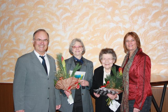 Wilhelm Windszus, Rita Heuking, Renate Mols und Sabine Weiss MdB