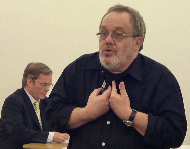 Facharzt Thomas Lentz bei seinen Ausführungen