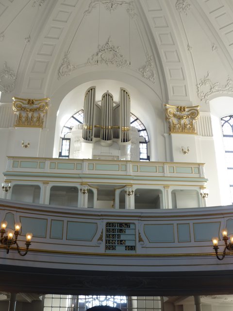 2. Nebenorgel in St. Michael