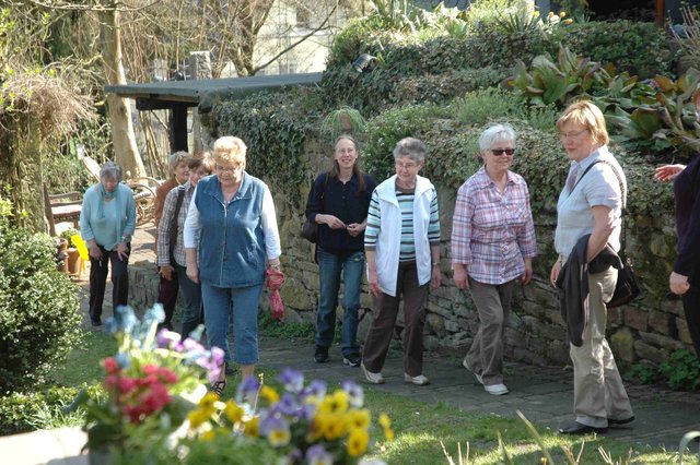 Interessante Führungen durch Grimms Garten