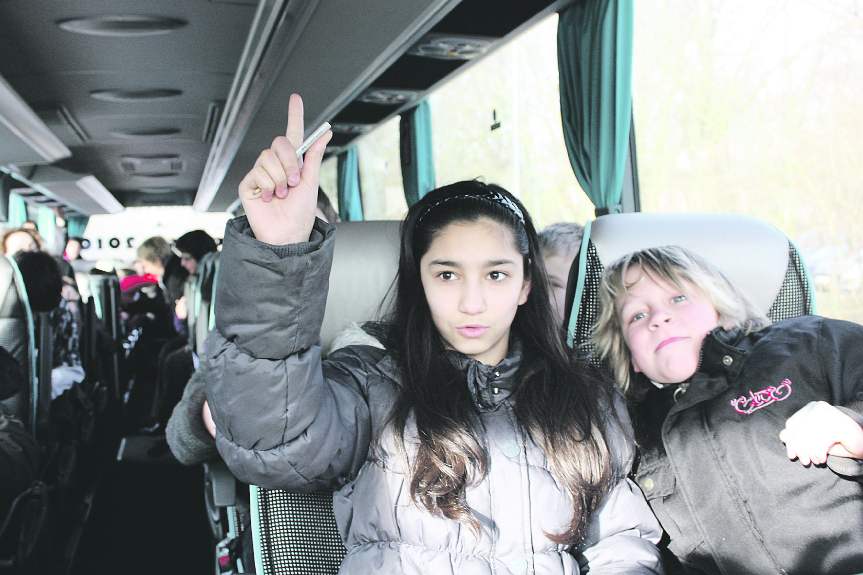 Noch Fragen? Im Bus harkten die Viertklässler nach. Foto: Stadtwerke Herten