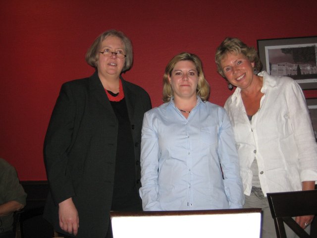 v.l.n.r. Waltraud Schmidt-Jungnitsch, Claudia Bongers, Annette Weiß