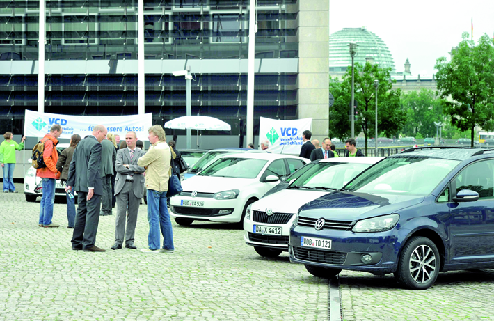 Hybridfahrzeuge dominieren die VCD-Auto-Umweltliste. Werkfoto: VCD/ Pritzkuleit