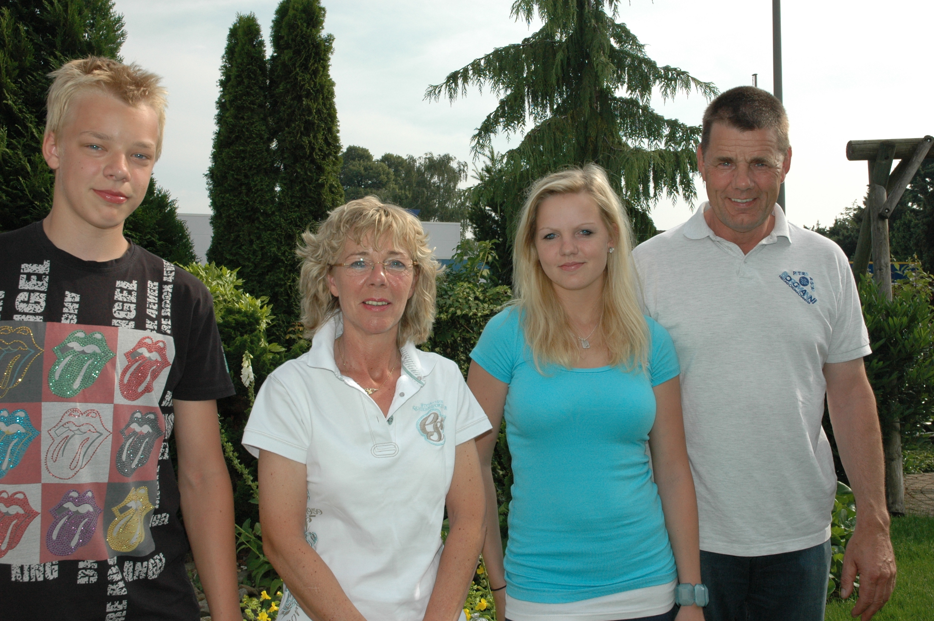 Von lins nach rechts: Niklas, Sabine, Vanessa und Peter Borgmann.