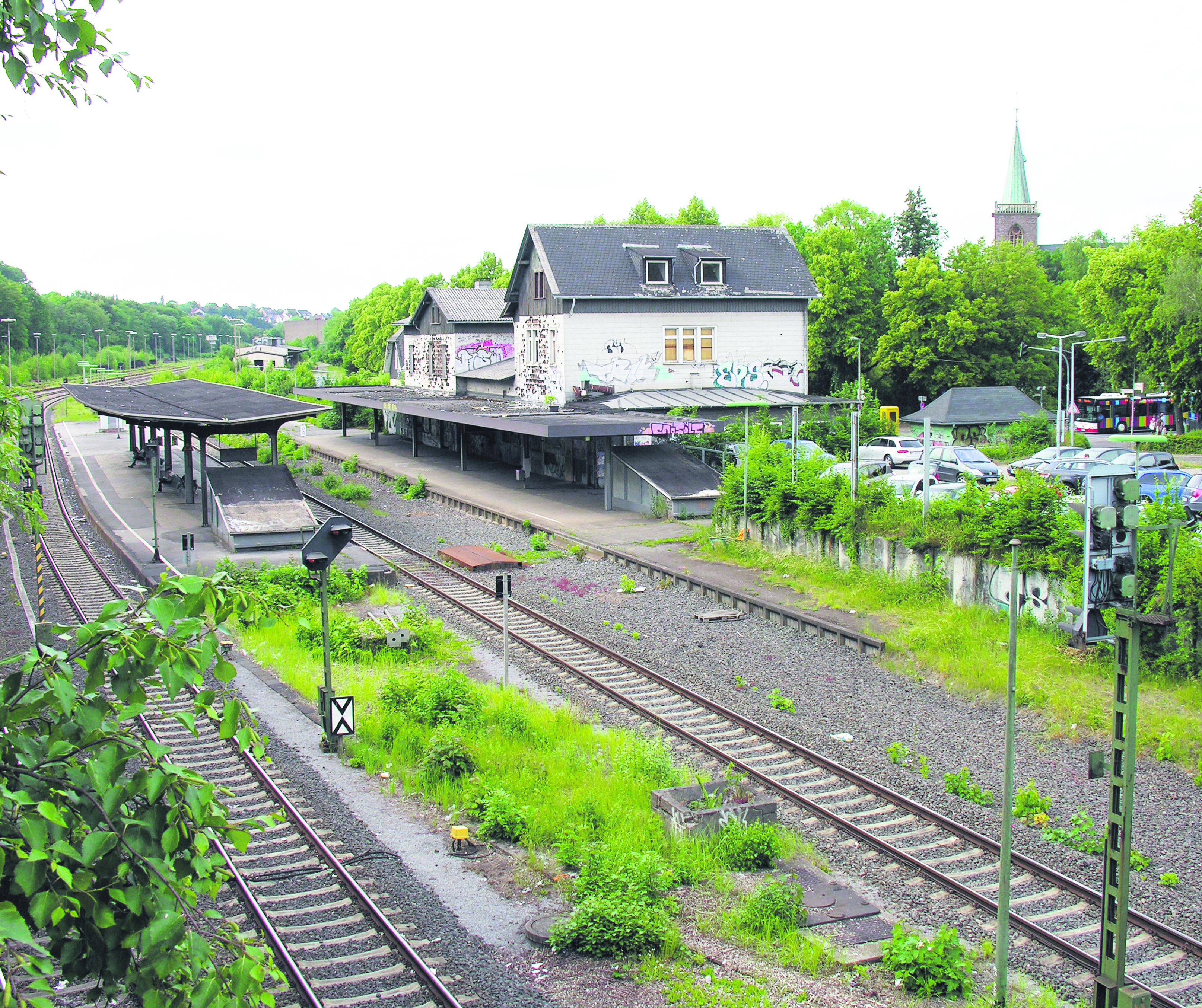 Nach Auskunft aus den Fraktion herrscht eine positive Stimmung im Vorfeld der Bauausschusssitzung. Am Montag finden Fraktionssitzungen statt, bei denen offene Fragen diskutiert werden. Auch Fachleute der Verwaltung nehmen daran teil.