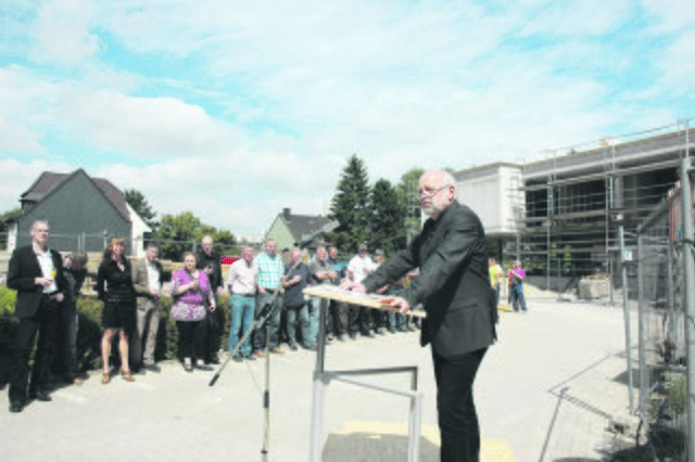 Chefarzt und Geschäftsführer Dr. Heinrich-Walter Greuel sah das Marien-Hospital in seiner Ansprache auf einem guten Weg. Foto: Wolf-Dedo Goldacker