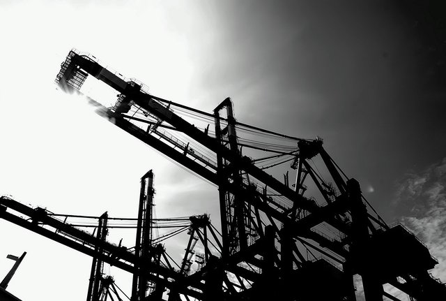 Kranosaurus Rex, Hamburg Hafen