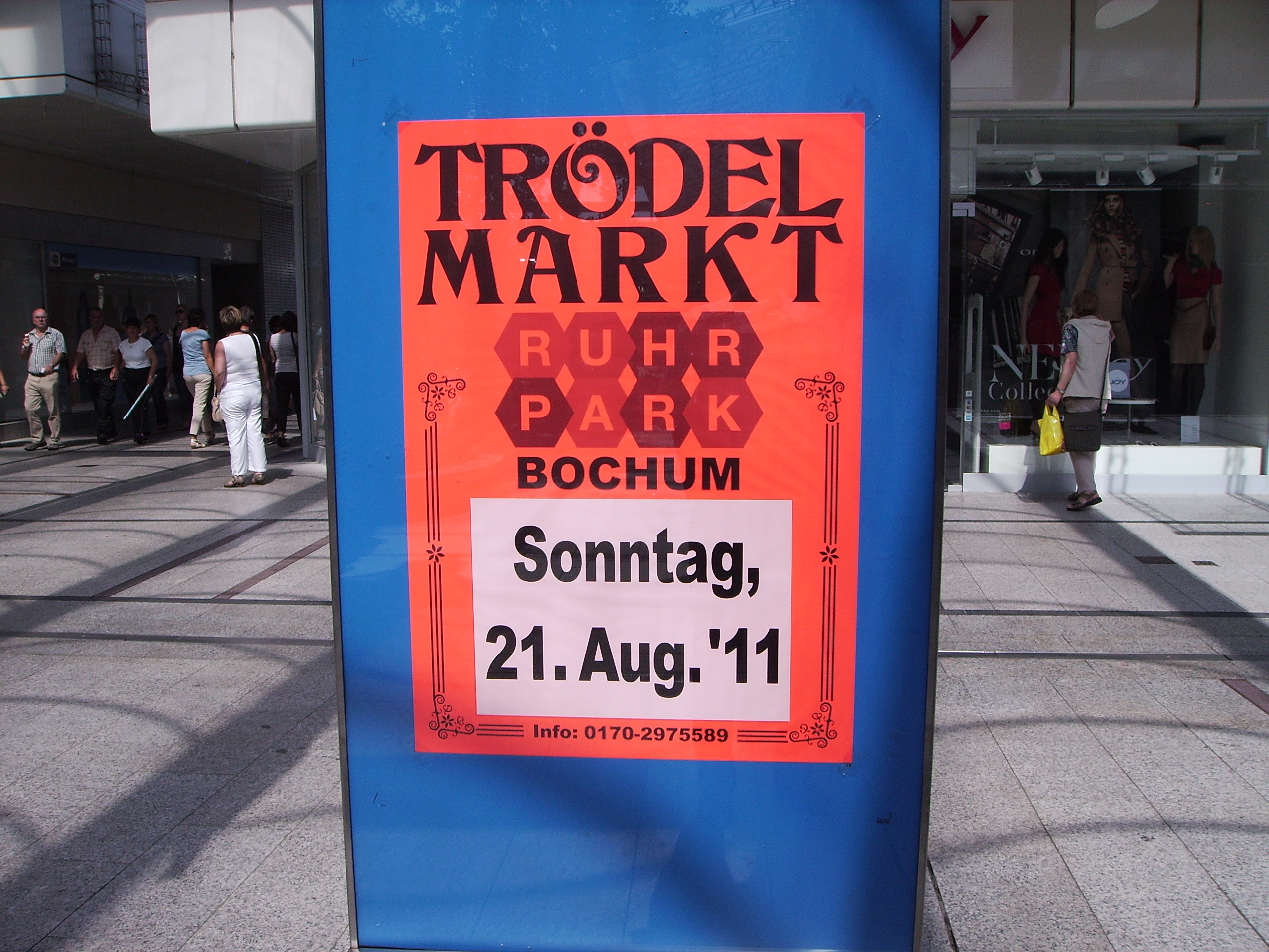 Diese großen Schilder waren unübersehbar.