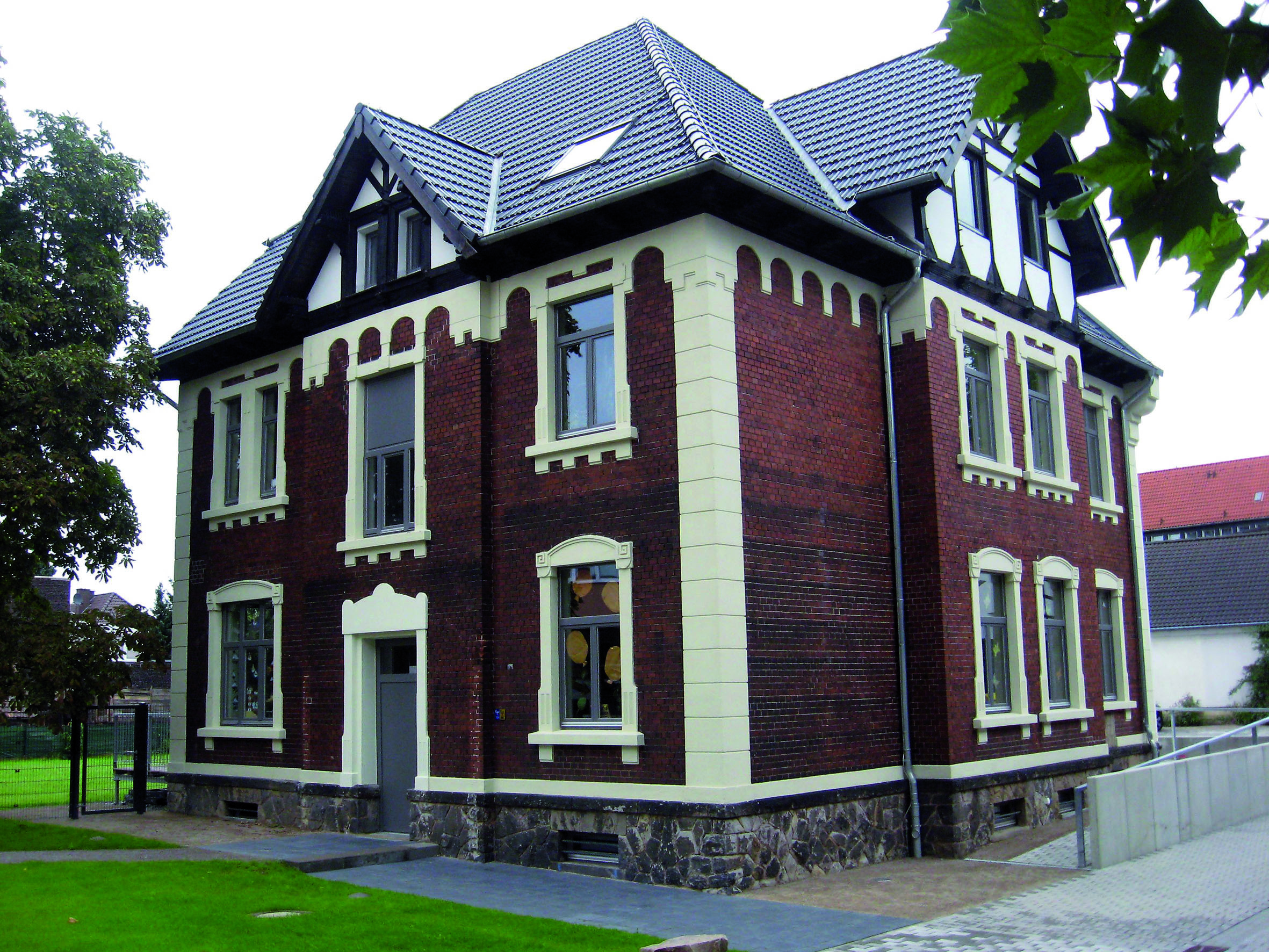 In der Kinder- und Jugend-Villa der Ev. Gemeinde Brackel finden die Eltern-Kind-Gruppen statt.