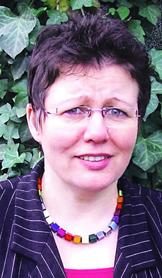 Birgit Crone, Pfarrerin in den Ev. Kirchengemeinden Winz-Baak und Welper-Blankenstein