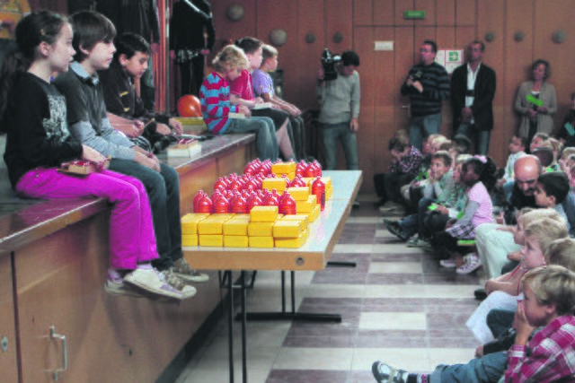 Die schicken Behältnisse sind in leuchtenden Farben sind auch ein Beitrag zum Umweltschutz, den die Familien der I-Männchen leisten können. Foto: USB
