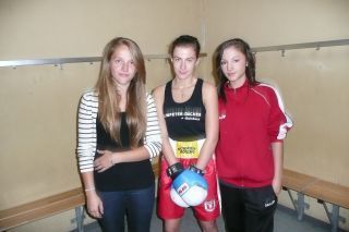 Nathalia Pawletko (Mitte) mit Olga Rudolf und Selin Korkmaz
