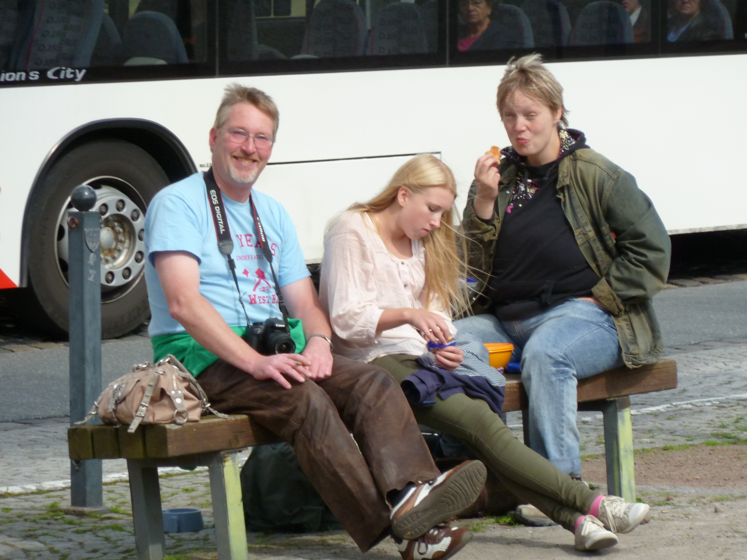 Familienleben - und wo ist der Hund?