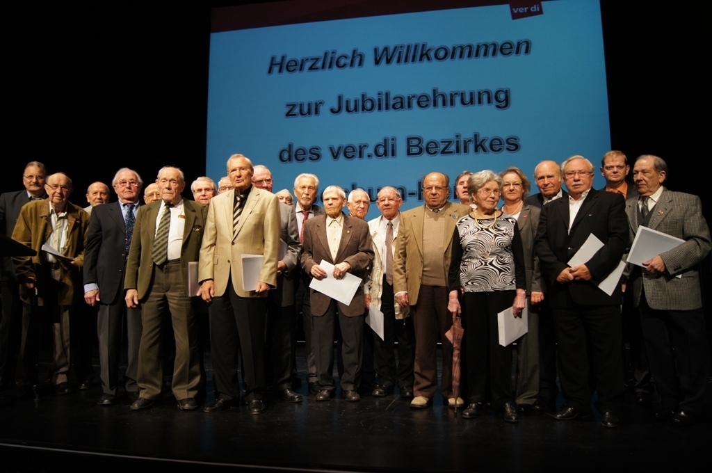 Die Jubilare, die 65 Jahre der Gewerkschaft angehören.