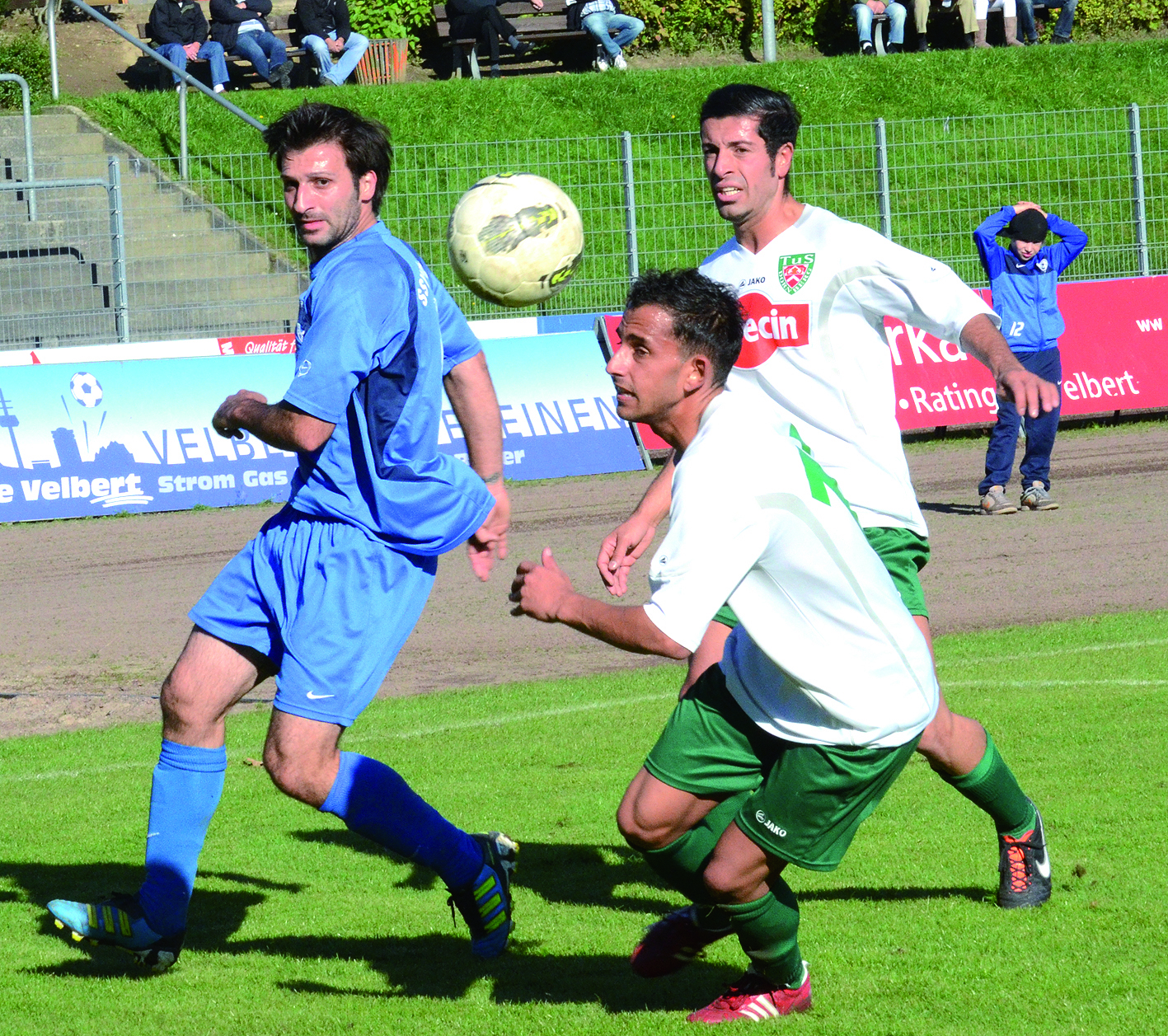 Glück im Unglück: Die SSVg gewinnt am Ende mit 2:0. Foto: Jens Bangert