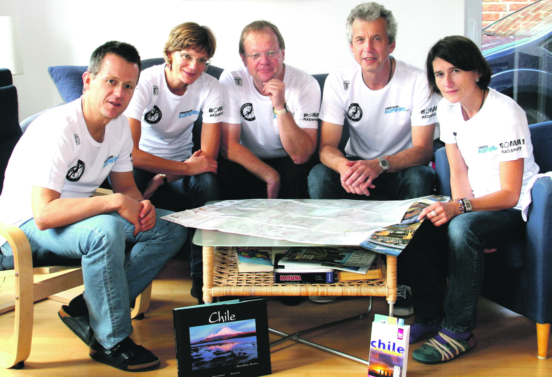 Dr. Peter Feldmann, Ursula Licht, Jörg Aling, Martin Schmid und Dr. Beate Chichon (v.li.) gehören zu der Gruppe, die zwei Wochen lang durch die Atacamawüste radeln will.