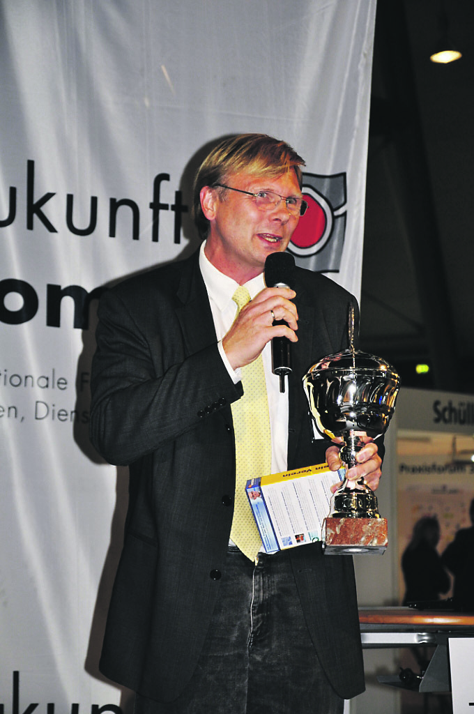 Vielfach ausgezeichnet: Rainer Deutsch und der Circus Schnick-Schnack.WB-Foto: Archiv