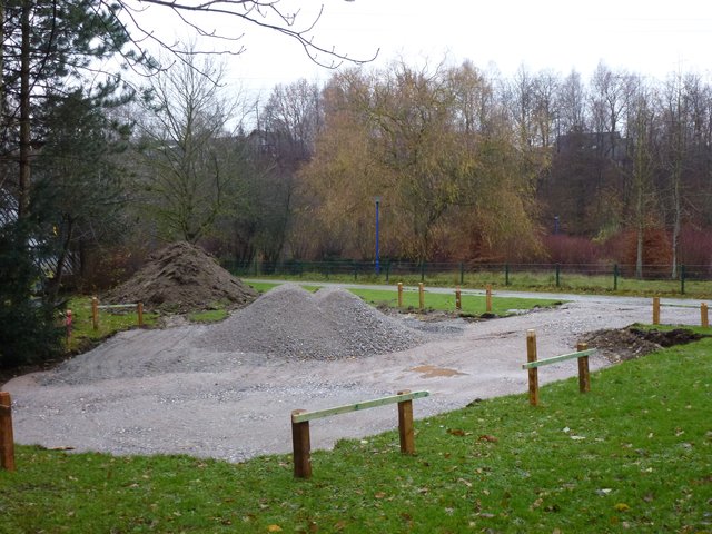 Der Neubau am 2.12.2011 der neuen Vogelvoliere im Freizeitzentum Biebertal Lendringsen.