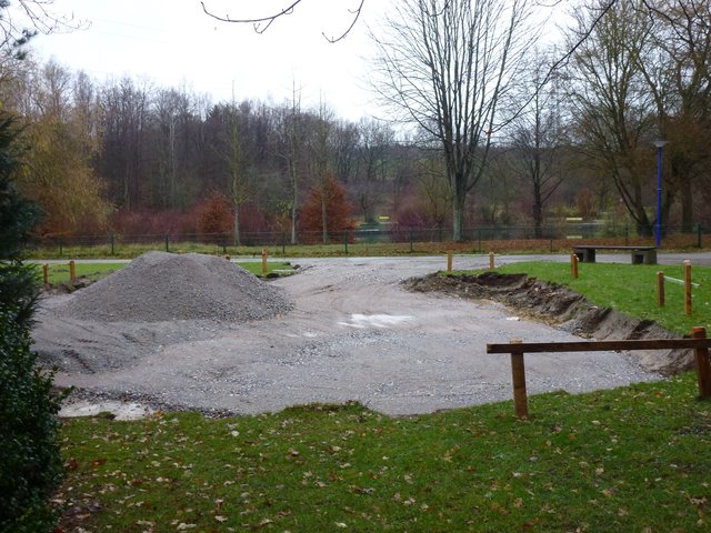 Der Neubau am 2.12.2011 der neuen Vogelvoliere im Freizeitzentum Biebertal Lendringsen.