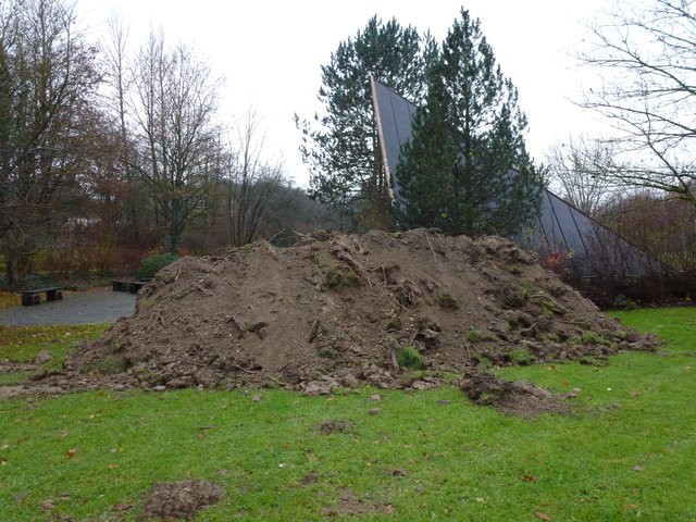 Der Neubau am 2.12.2011 der neuen Vogelvoliere im Freizeitzentum Biebertal Lendringsen.