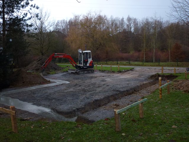 Der Neubau am 6.12.2011 der neuen Vogelvoliere im Freizeitzentum Biebertal Lendringsen.