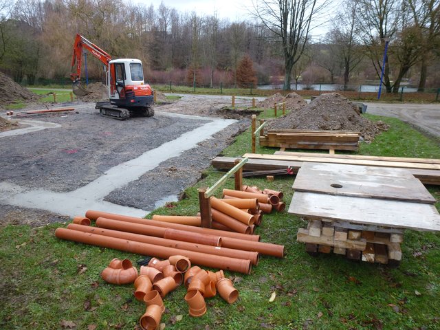 Der Neubau am 7.12.2011 der neuen Vogelvoliere im Freizeitzentum Biebertal Lendringsen.