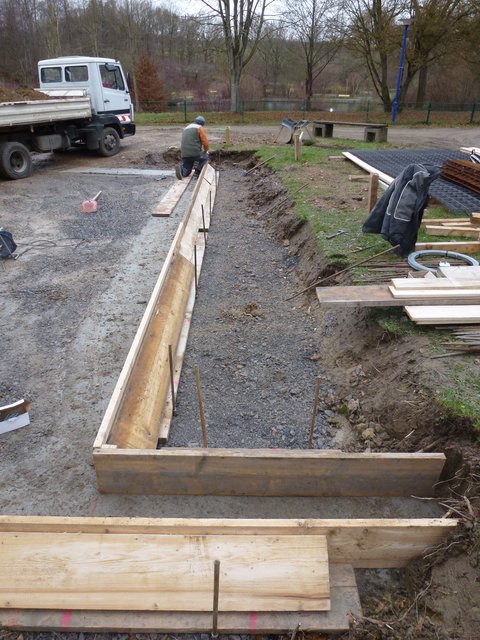 Der Neubau am 8.12.2011 der neuen Vogelvoliere im Freizeitzentum Biebertal Lendringsen.