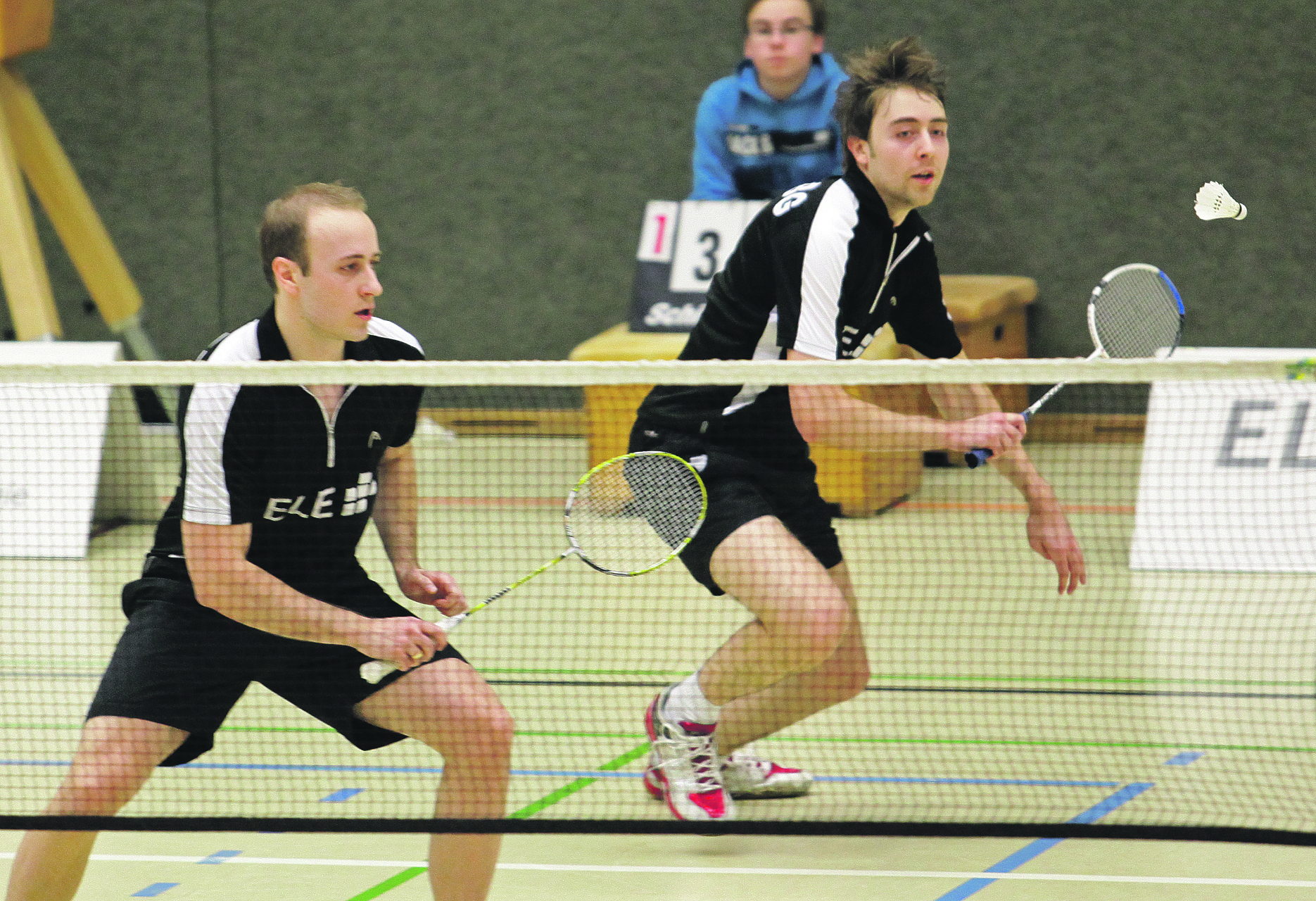 Matthias und Thomas Kuchenbecker gewannen ihre Einzel und Doppel. Foto: Michael Kaprol