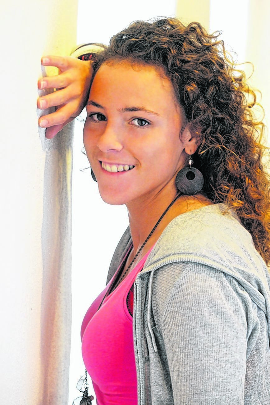 Ana Christina Oliveira Leite spielt im Trikot der portugiesischen Frauen Nationalmannschaft. Klappt alles, dann ist für das Team sogar noch die Teilnahme an der EM möglich.