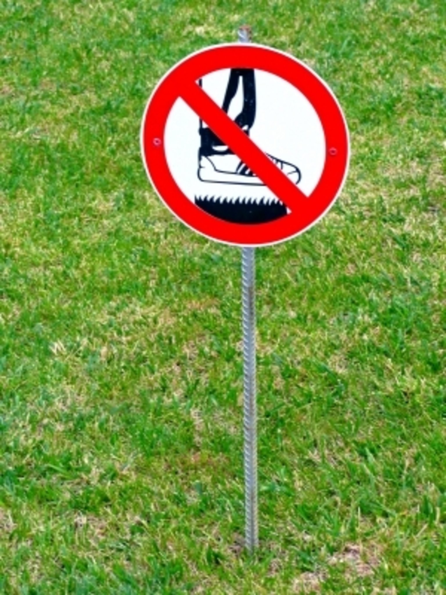 Nicht übern Rasen rasen! - Hamminkeln