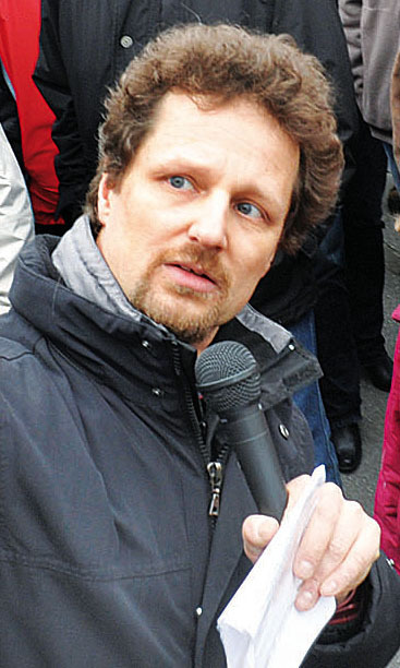 Landschaftsplaner Stephan Müller vom Bürgerforum A 52 stellte sich den Fragen des Gladbecker Journalisten Harald Landgraf zum Thema Autobahn-Ausbau.