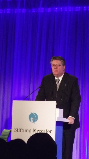 Rüdiger Frohn, Staatssekretär a. D. und Vorsitzender des Beirats der Stiftung Mercator begrüßte die Anwesenden