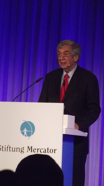 Michael Naumann, Chefredakteur des Cicero, führte durch den Abend