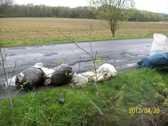 Ganze Säcke Müll wurden hier entsorgt