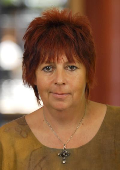 Über den 1. Mai die Brücke zur besseren Rente schlagen: „Mit den Füßen und in den Wahlkabinen gegen die Rente 67 abstimmen“, fordert Susanne Neumann. Die Bezirksvorsitzende der IG BAU Emscher-Lippe-Aa ruft zur DGB-Maikundgebung auf.