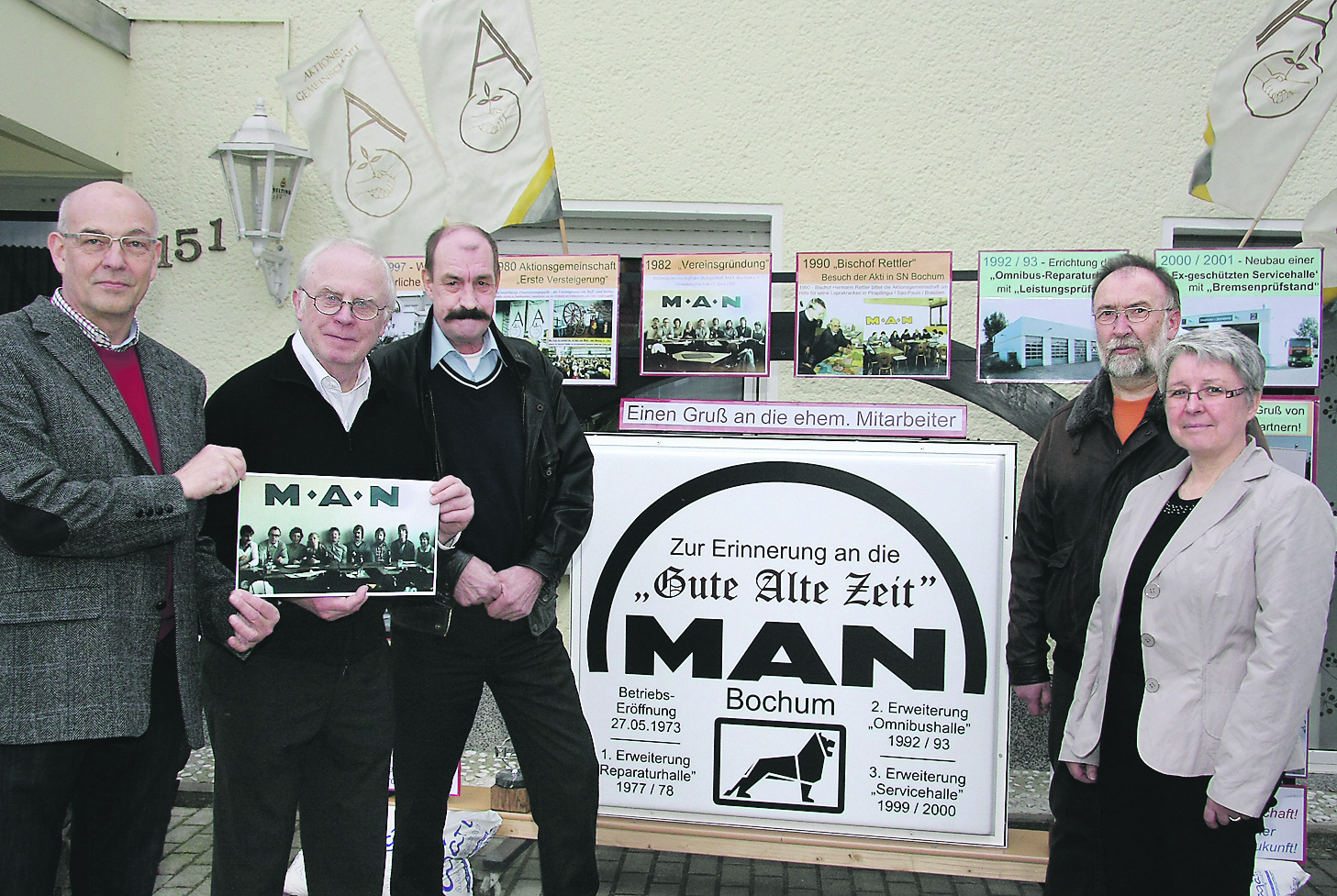 Sind stolz auf 30 Jahre für den guten Zweck (von links): Die Gründungsmitglieder Ulrich Müller, Alfons Lakenberg, Heinz Schuhmacher, Gerd Kremer und Sabine Corzilius.