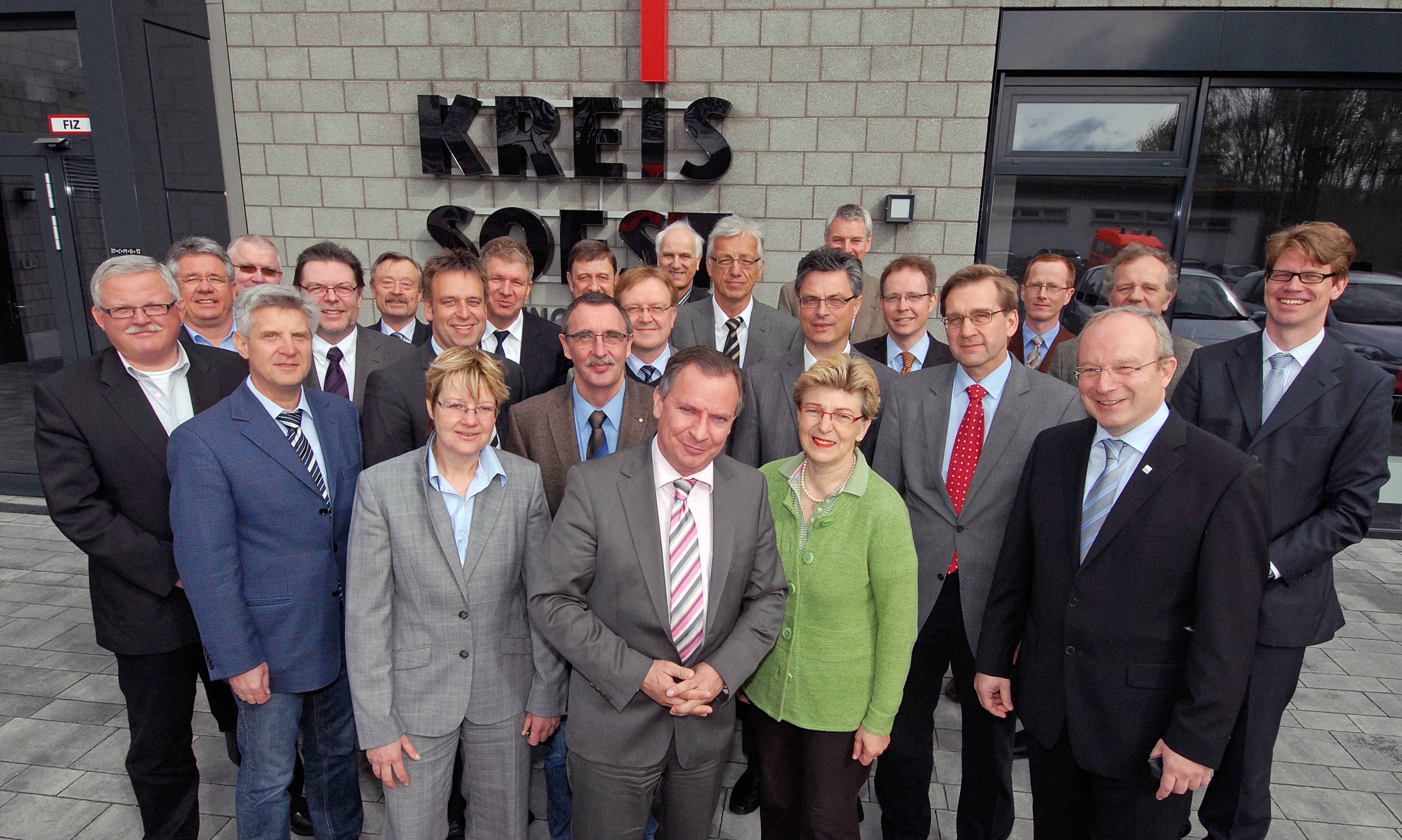 Der Ausschuss für Verbraucherschutz und Veterinärwesen des Landkreistages NRW hat im Rahmen seiner Sitzung im Rettungszentrum des Kreises Soest vor Panikmache und Aktionismus im Verbraucherschutz gewarnt.