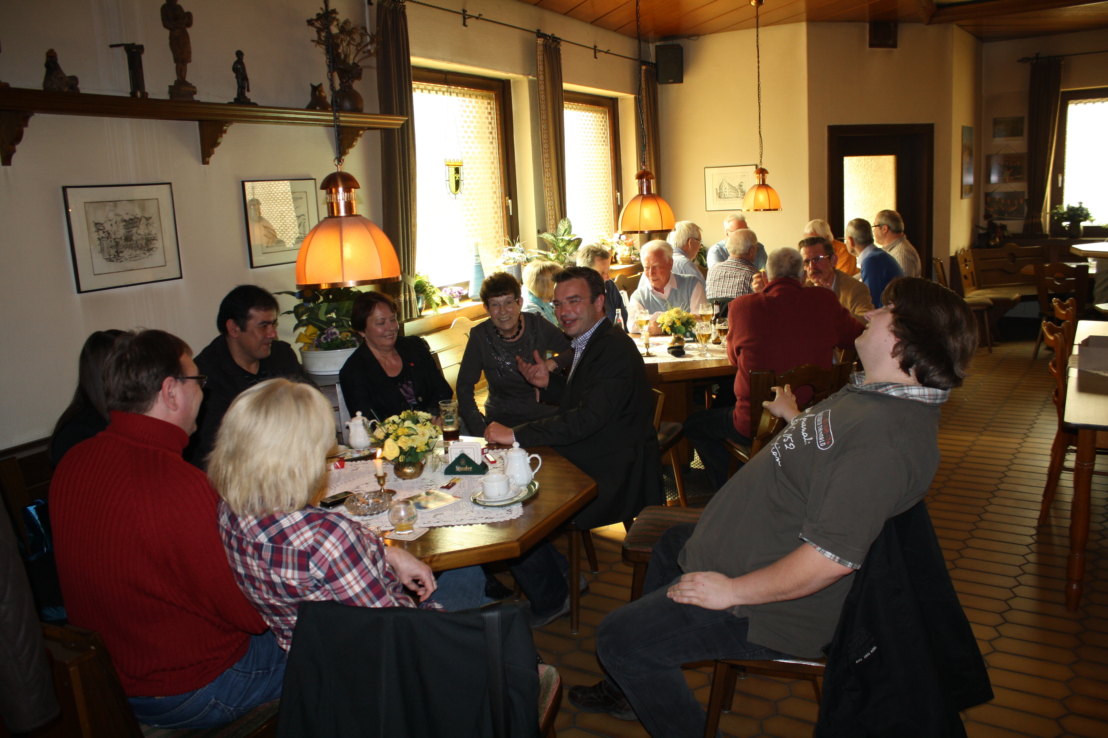 Angeregte Diskussionen in Brauck