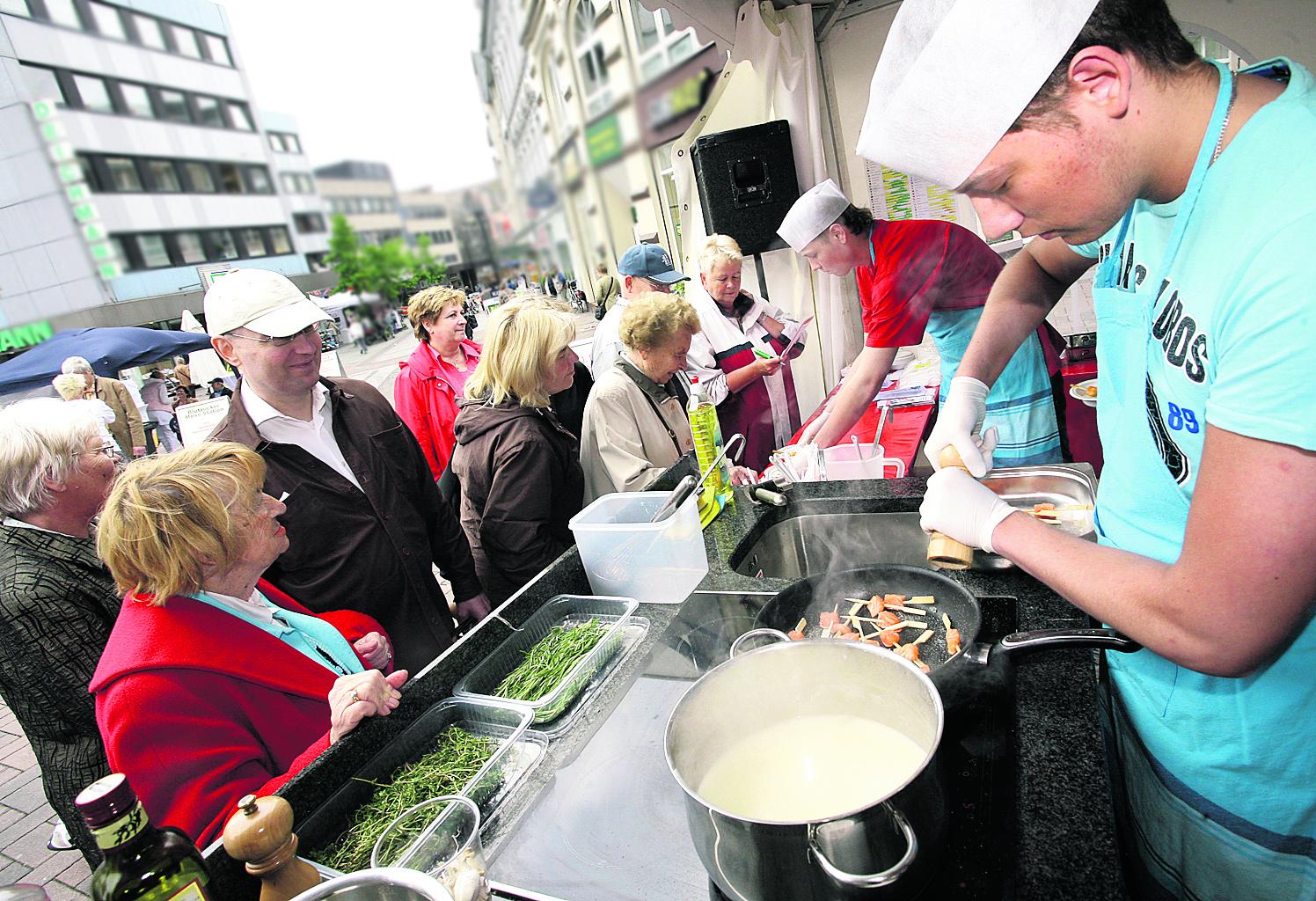 Das Berufskolleg bereitet am Samstag Menüs zu. Archiv-Foto: Kappi