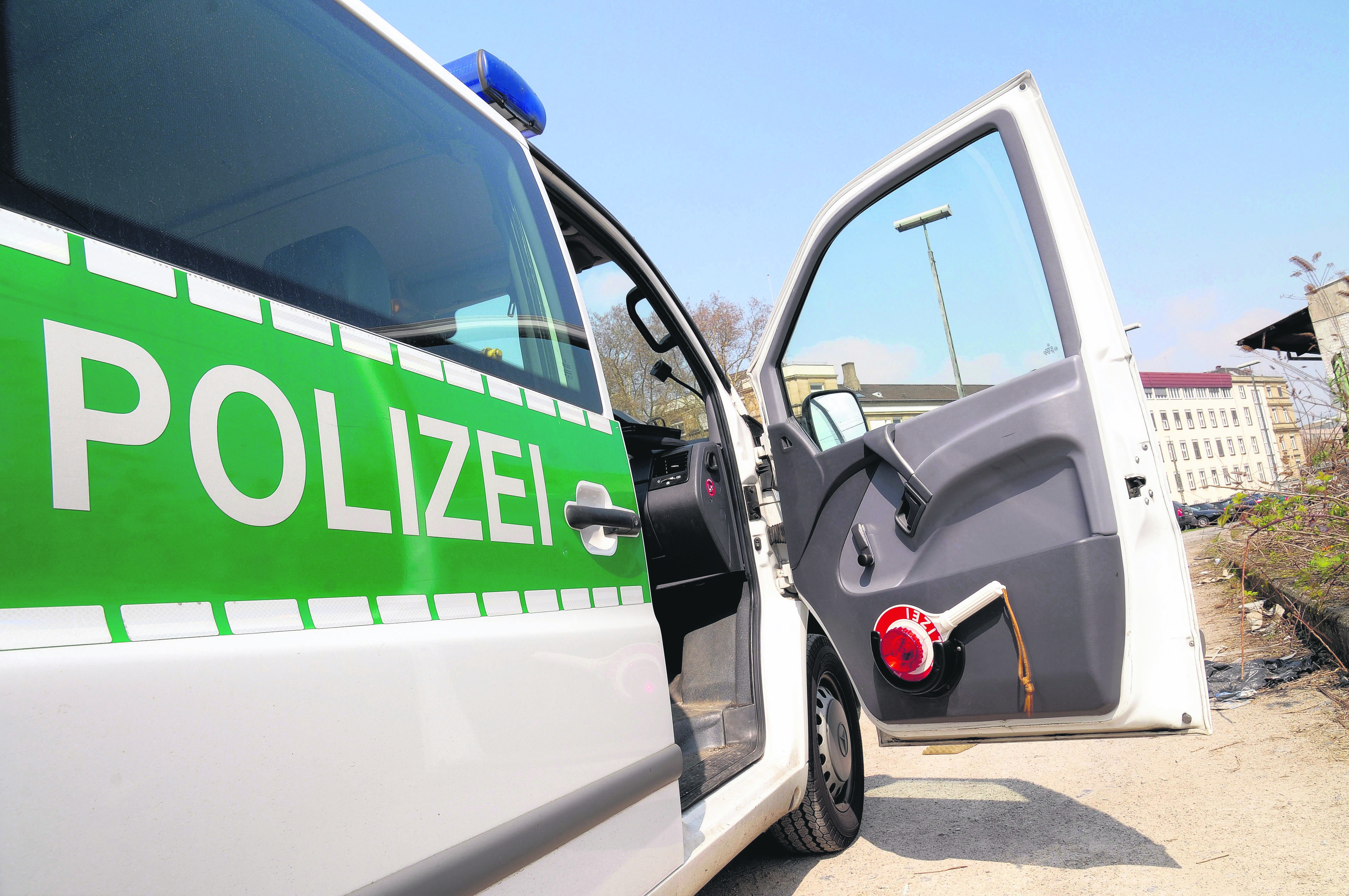 Die Polizei sucht Zeugen der Tat. Foto: Bachert/pixelio