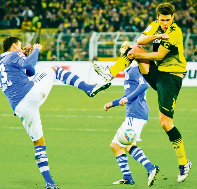 Kompromisslos in der Balleroberung - nur eine der Stärken, die Sebastian Kehl so wertvoll machen für den BVB. (Schütze)